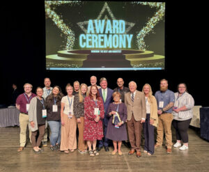 photo of Applachian Judicial Circuit receiving the Model Court Award. Accountability Courts.